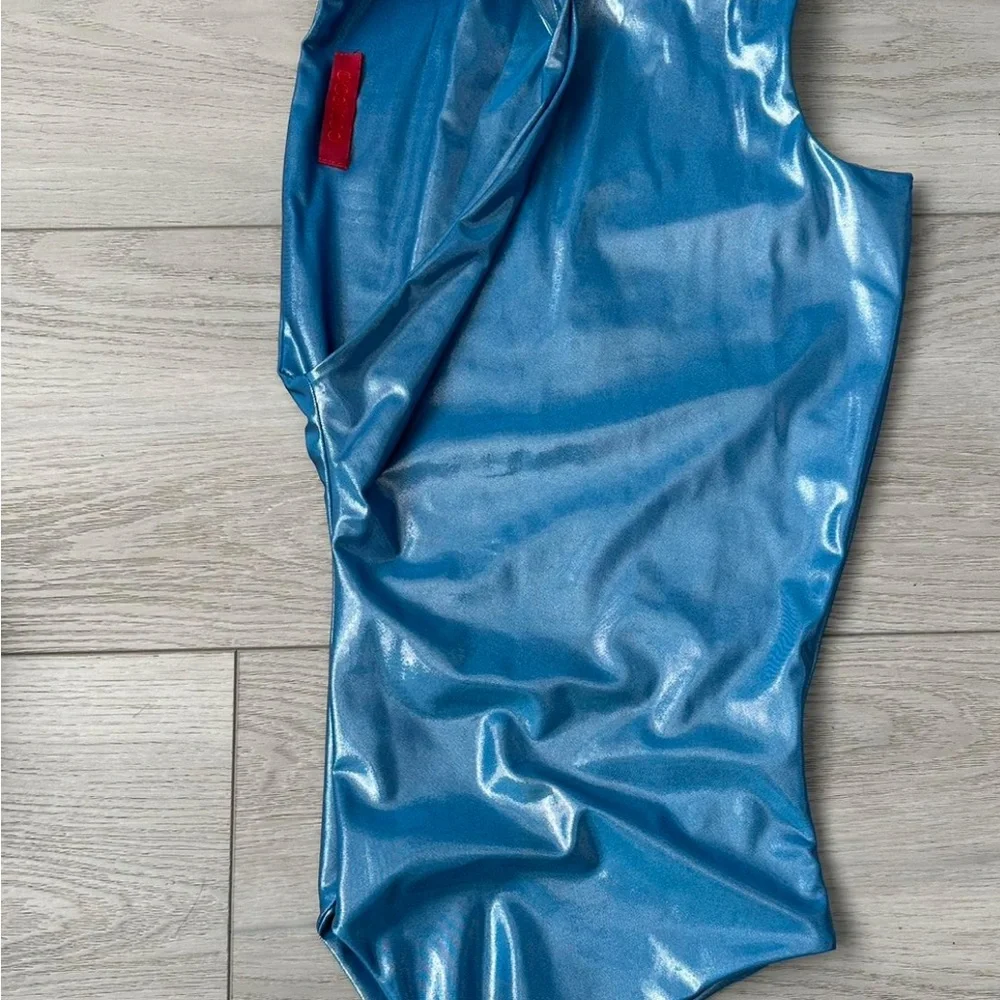 One-Shoulder Blue Bodysuit S - Picture 2 of 3